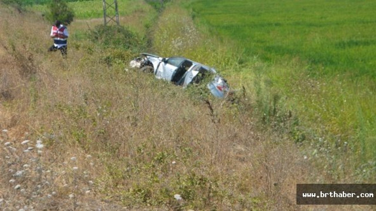 Alaçam yoĺunda korkunç kaza 2 ölü