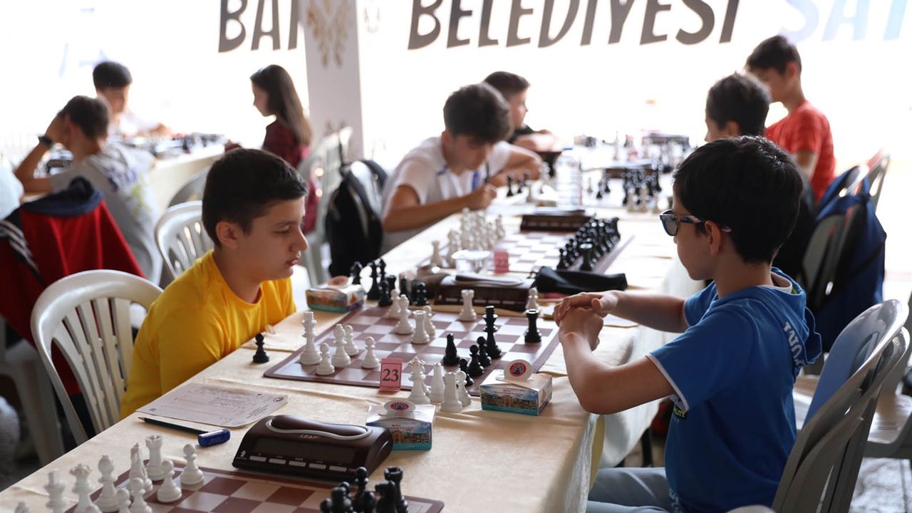 Bafra Belediyesi Satranç Turnuvası Uluslararası Boyutta İlerliyor