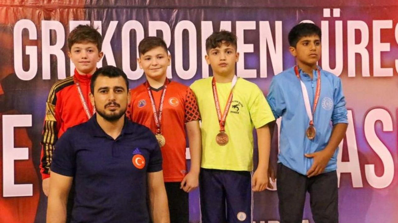 Bafra'nın Aslanları Türkiye Şampiyonu Oldu