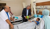 Başkan Kılıç, Sünnet Olan Çocukları Yalnız Bırakmadı