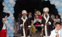 Gönül Elçileri 50 Çocuğu Sünnet Ettirdi 