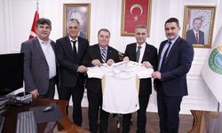 Samsunspor Başkan Vekili Veysel Bilen Ve Beraberindeki Heyet İlkadım Belediye Başkanı İhsan Kurnaz’ı Ziyaret Etti