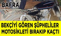 Bafra'da bekçileri gören şüpheliler motosikleti bırakıp kaçtı