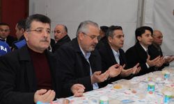 Kaymakam Altınpınar Ve Başkan Kılıç, İftar Çadırında Vatandaşlarla Buluştu