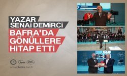 YAZAR SENAİ DEMİRCİ, BAFRA’DA GÖNÜLLERE HİTAP ETTİ