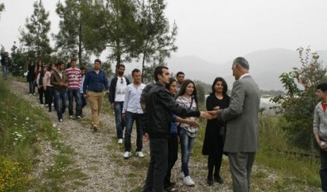 Meü Öğrencileri Bozyazı'da 