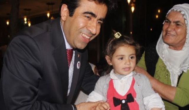 Vali Güzeloğlu Yardıma Muhtaç Ailelerle Yemekte Buluştu 
