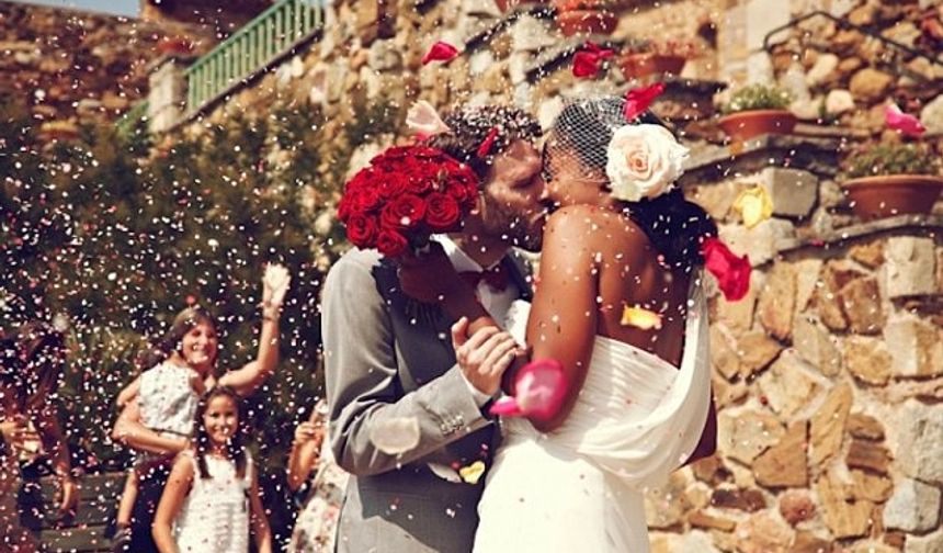 24 Ülkeden İlginç Düğün Gelenekleri