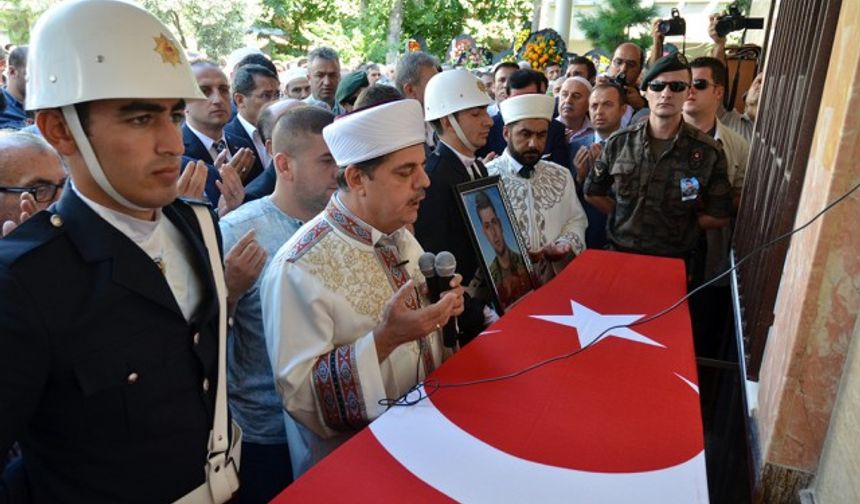 Şehit Polis Bafra’da Toprağa Verildi