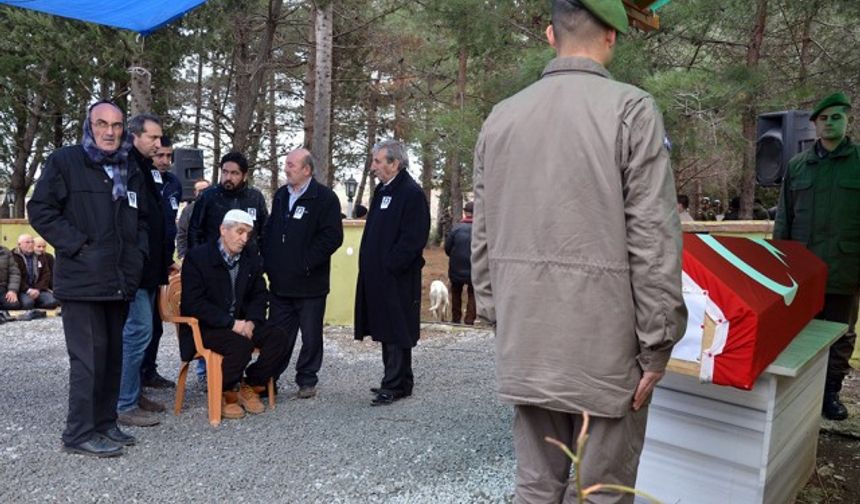 Bafra-Ameliyatta Hayatını Kaybeden Asker Toprağa Verildi