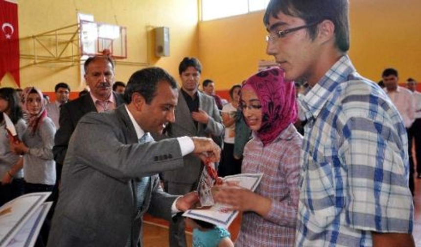 Seydişehir'de Okullar Arası Bilgi Yarışması Yapıldı