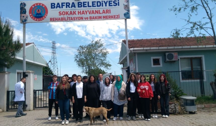 Bafra Atatürk Anadolu Lisesi Hayvan Barınağına Ziyarette Bulundu