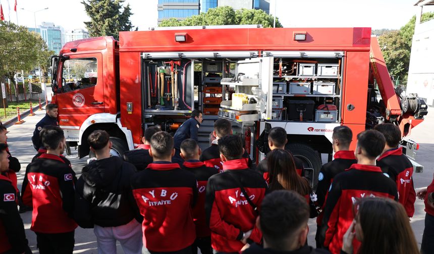 Samsun İtfaiyesi, İtfaiyecilik Öğrencilerine Deneyimlerini Aktarıyor