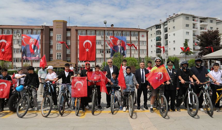 BAFRA’DA 19 MAYIS COŞKUSU PEDALLARA YANSIDI
