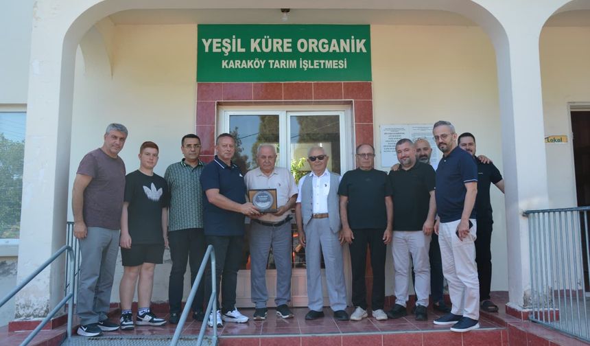 Bafra TSO’dan Yeşil Küre Organik’e Plaket ve Ziyaret